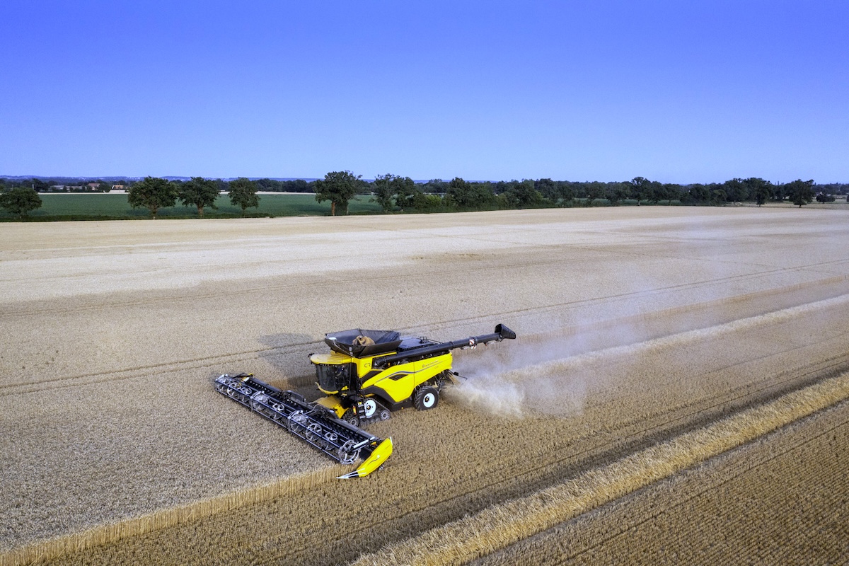Nuovo passo verso la supremazia gialla di New Holland è la mietitrebbia CR 11 presentata ad Agritechnica 2023